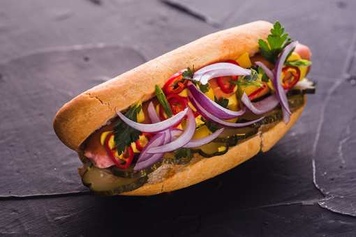 The 7 Best Hot Dog Joints in Tennessee!